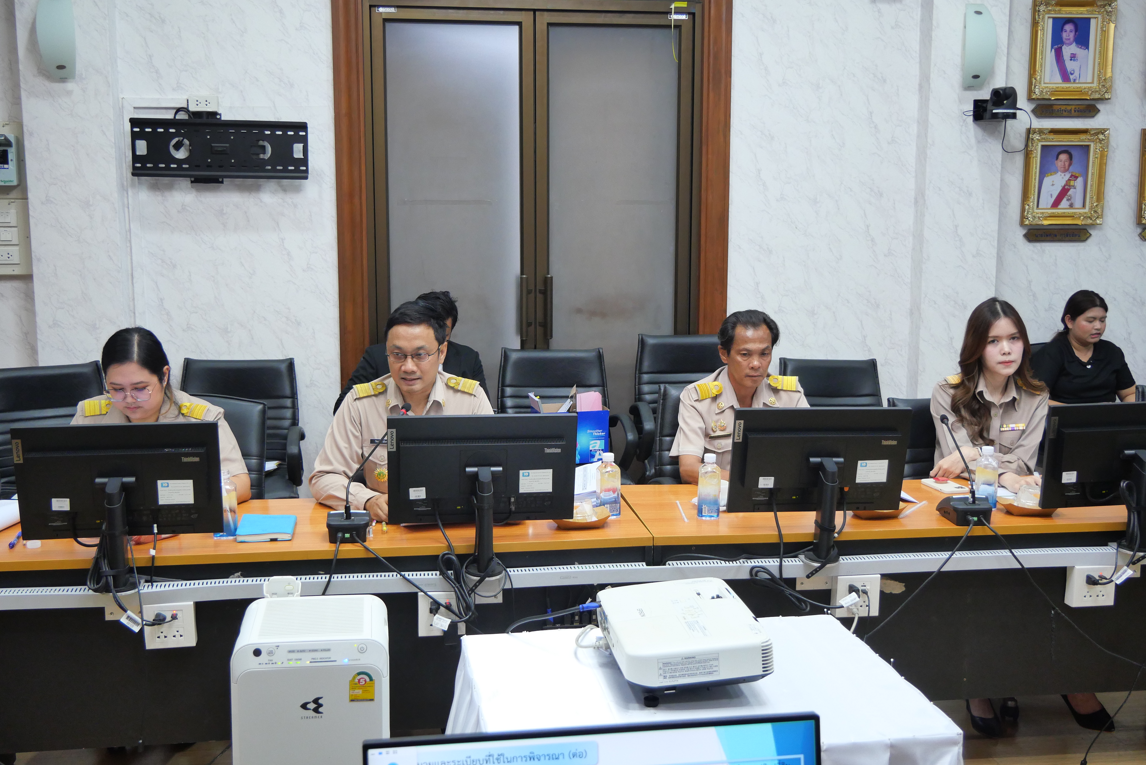 title - การประชุมคณะอนุกรรมการพิจารณาการให้ความยินยอมหรืออนุญาตการใช้ประโยชน์ที่ดินในเขตปฏิรูปที่ดิน ครั้งที่ 1/2569